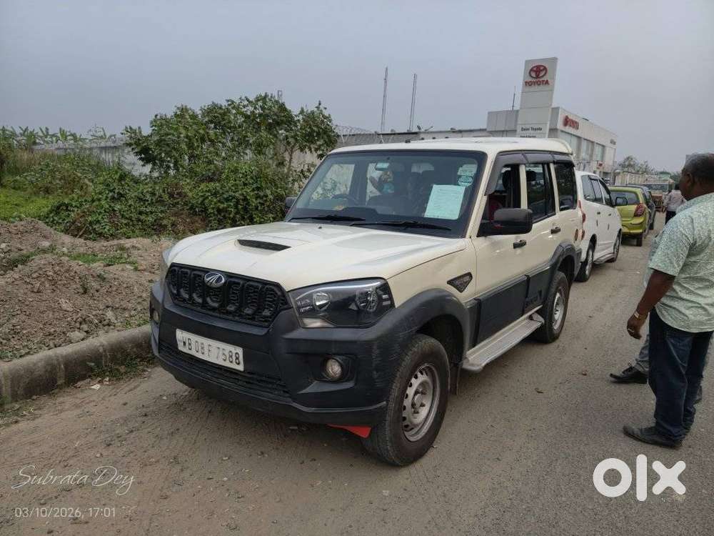 Mahindra Scorpio S4 9 Seater, 2019, Diesel