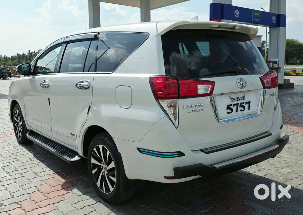 Toyota Innova Crysta 2.8z Automatic, 2021, Diesel