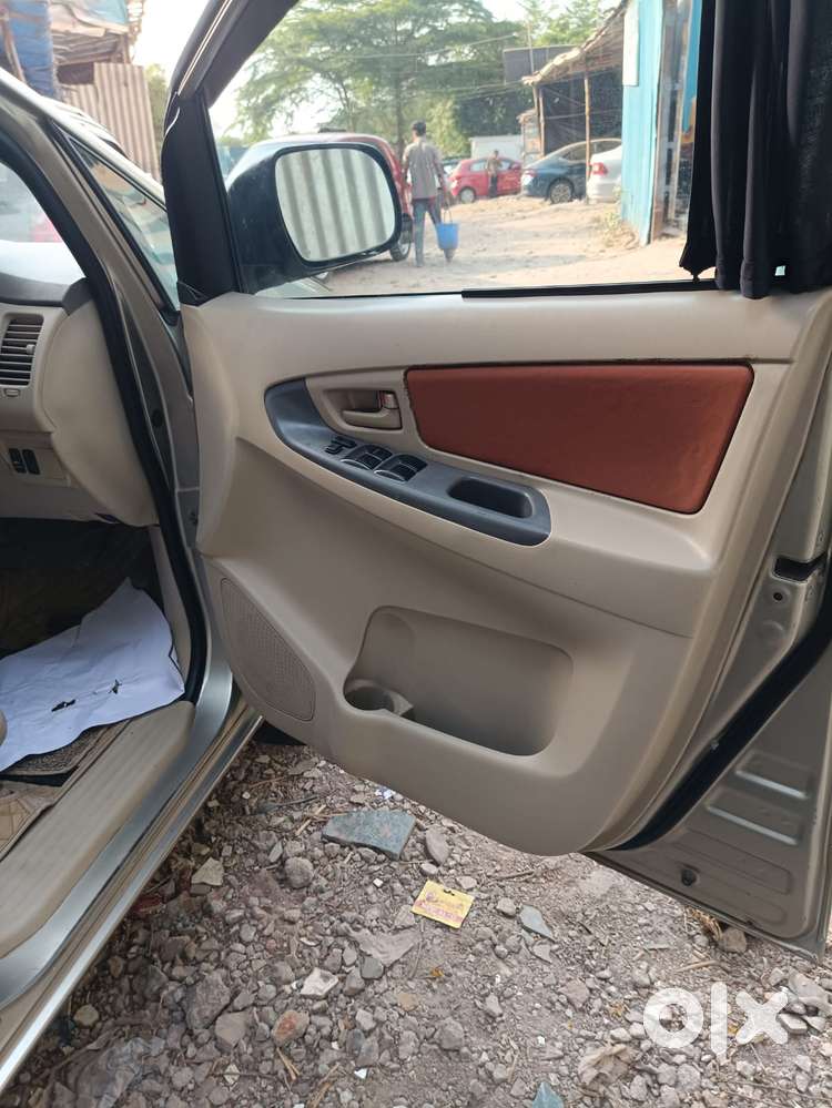 Toyota Innova 2009-2011 2.0 G4 Petrol 8-seater, 2008, Diesel
