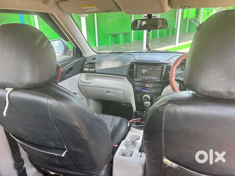 Mahindra Xuv300 Petrol 2022