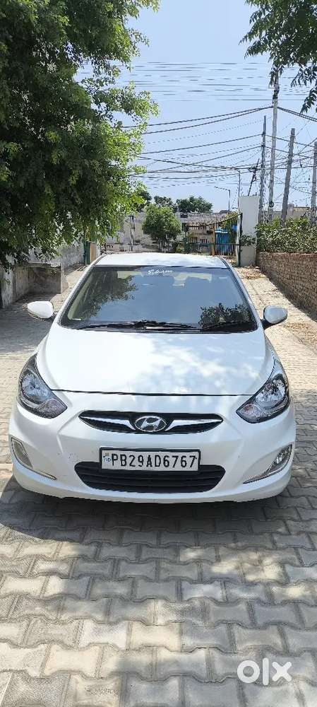 Hyundai Verna (top Model) 2012