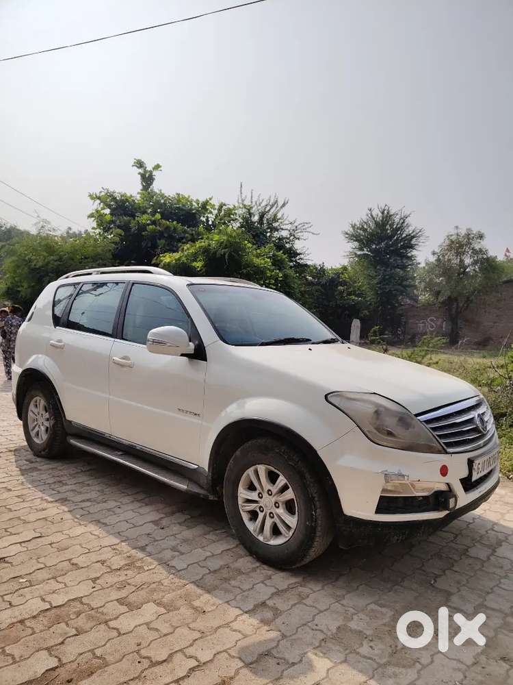 Mahindra Ssangyong Rexton 2013 Diesel 150000 Km Driven