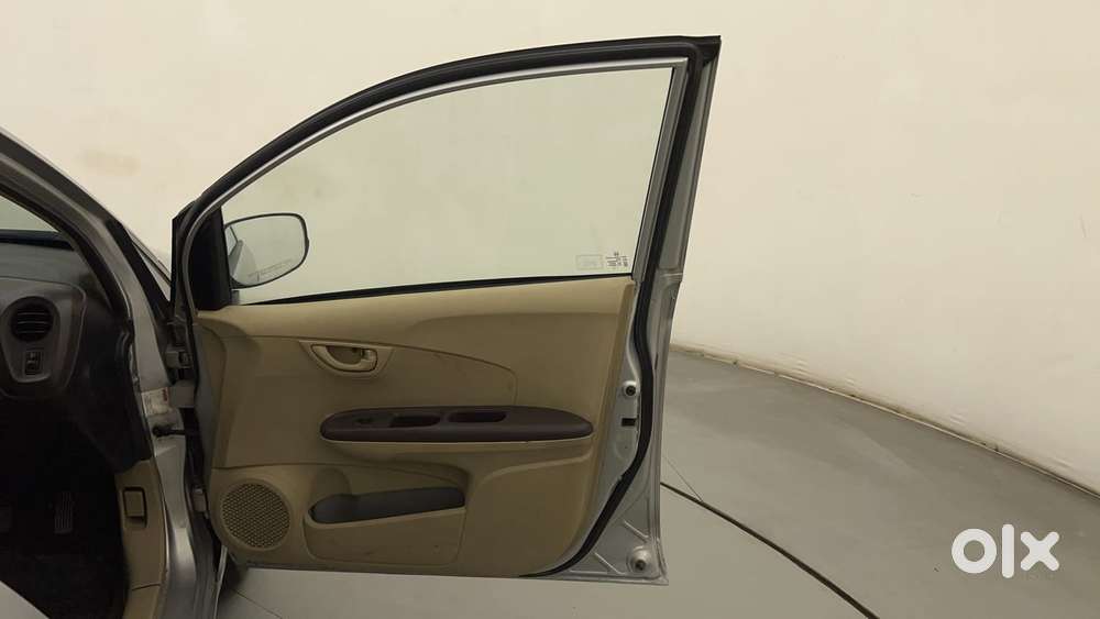 Honda Brio 1.2 E Mt, 2013, Petrol