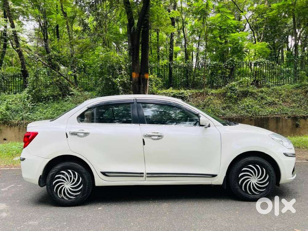 Maruti Suzuki Swift Dzire Vxi(o) Mt, 2022, Petrol