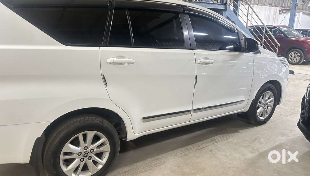Toyota Innova Crysta 2.4 G Mt 8s, 2019, Diesel