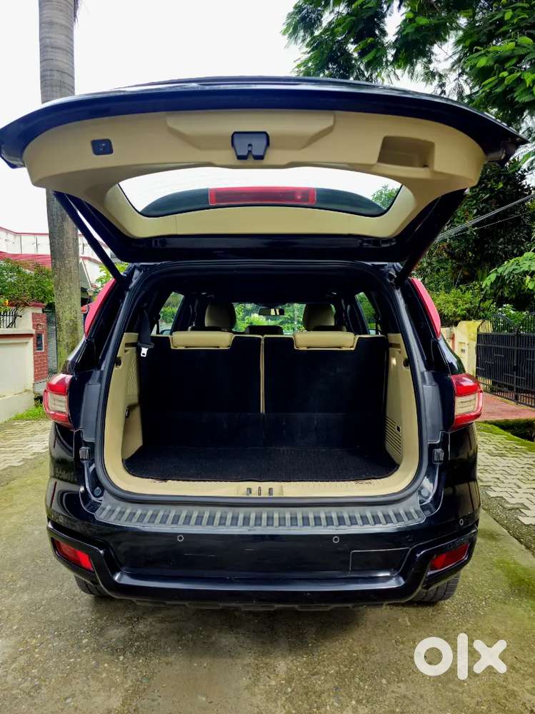 Ford Endeavour 2.0l Titanium+ 4×4