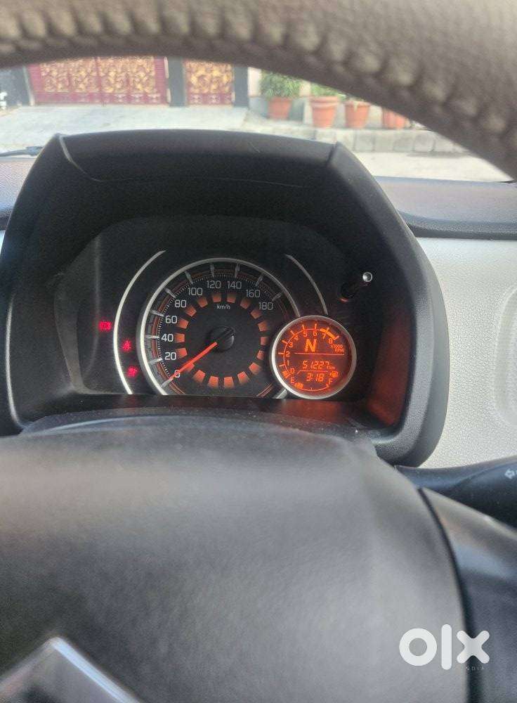 Maruti Suzuki Wagon R Zxi Amt 1.2, 2019, Petrol