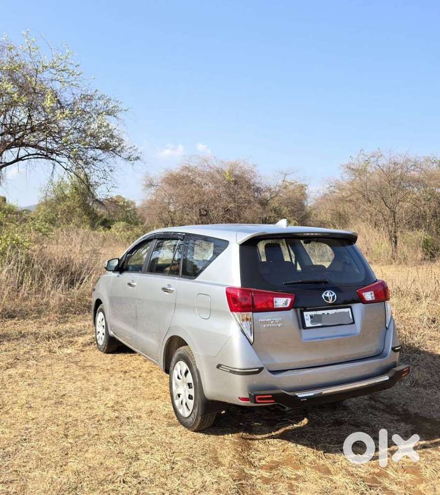 Toyota Innova Crysta [2020-ongoing] 2.4 Gx 7 Str, 2026, Diesel