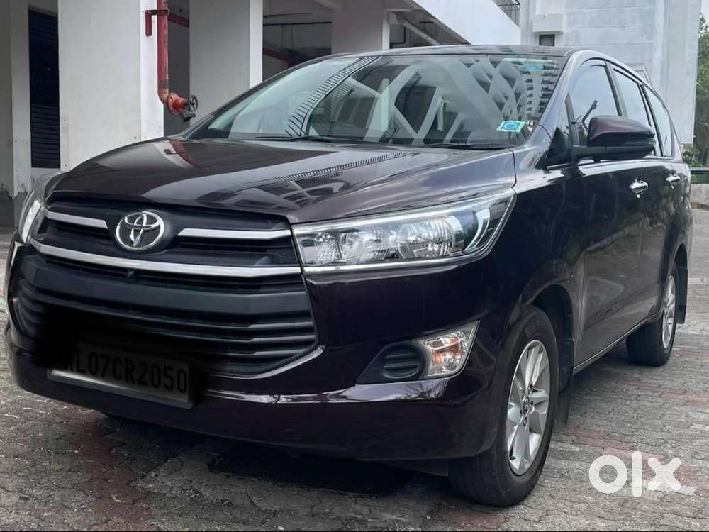 Innova Crysta 2.8g At