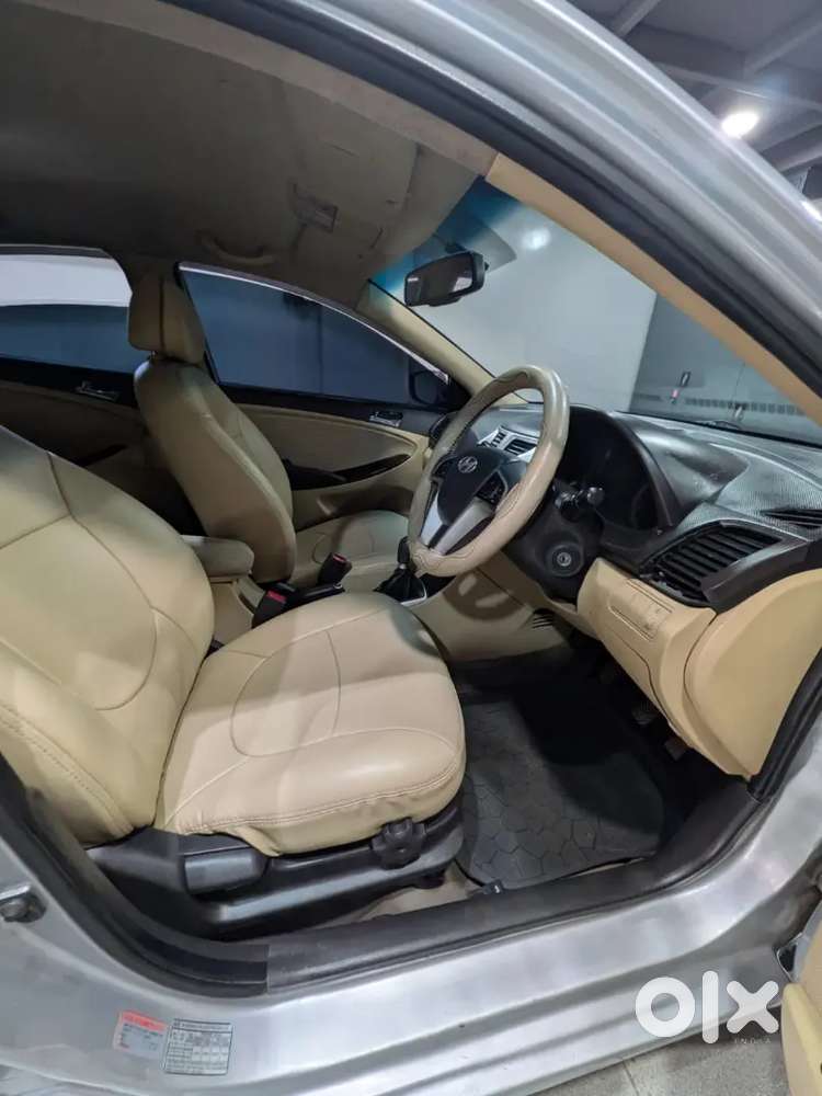 Ka22 Selling Verna Next To Showroom Condition
