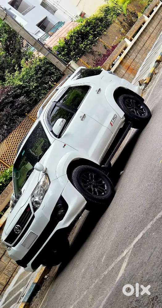 Toyota Fortuner 2014 Diesel 99000 Km Driven Trd Edition .