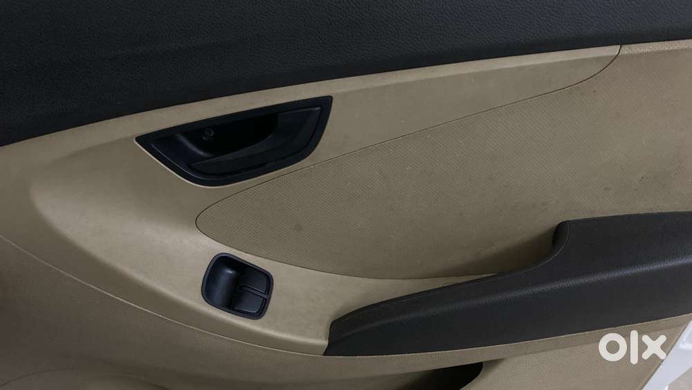 Hyundai Eon Era +, 2017, Petrol
