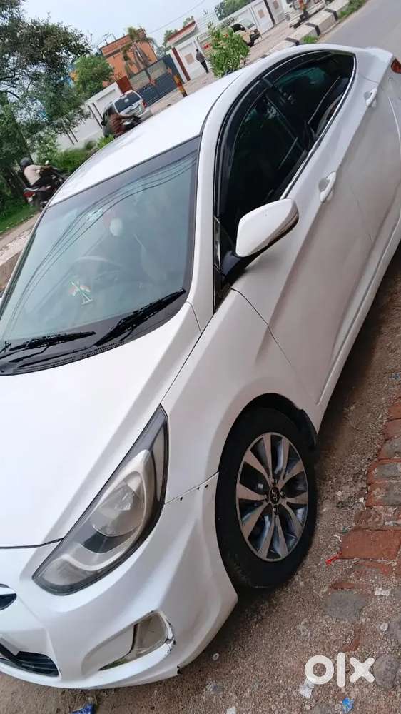 Hyundai Verna Diesel Manual 2014 Car