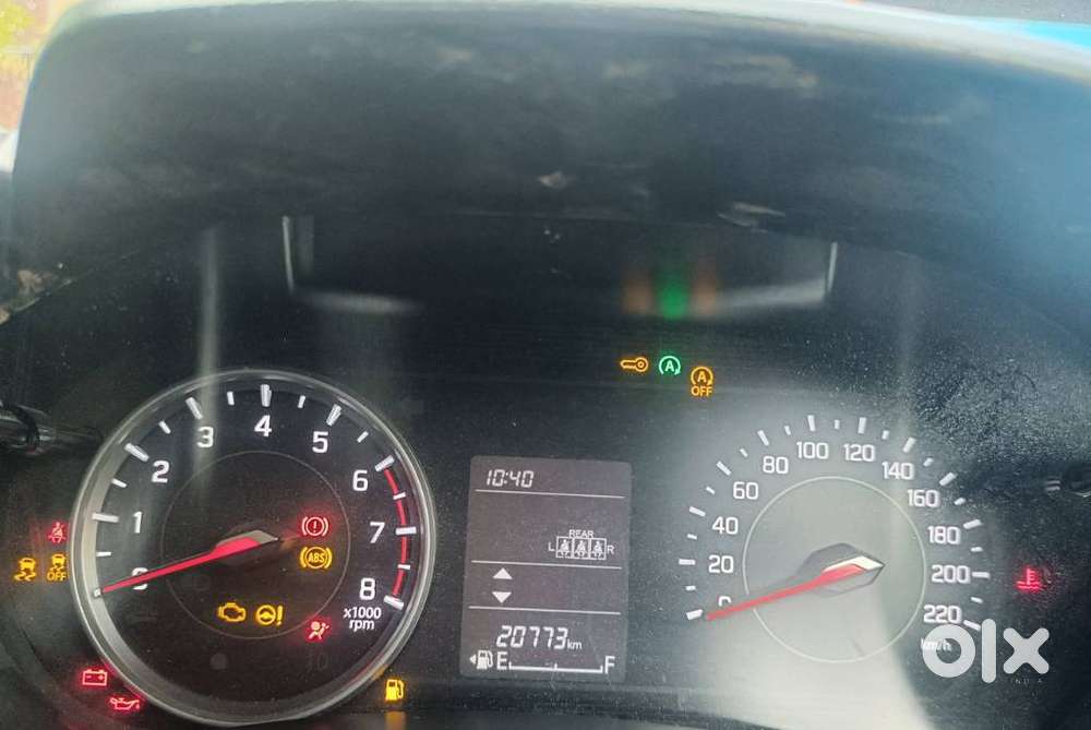 Maruti Suzuki Swift Vxi + Manual, 2025, Petrol