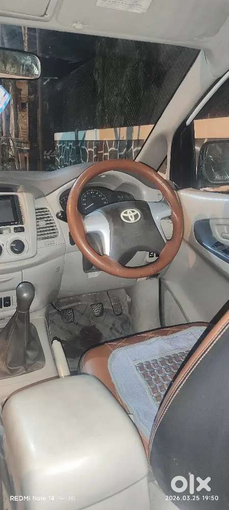 Toyota Innova Diesel 2012