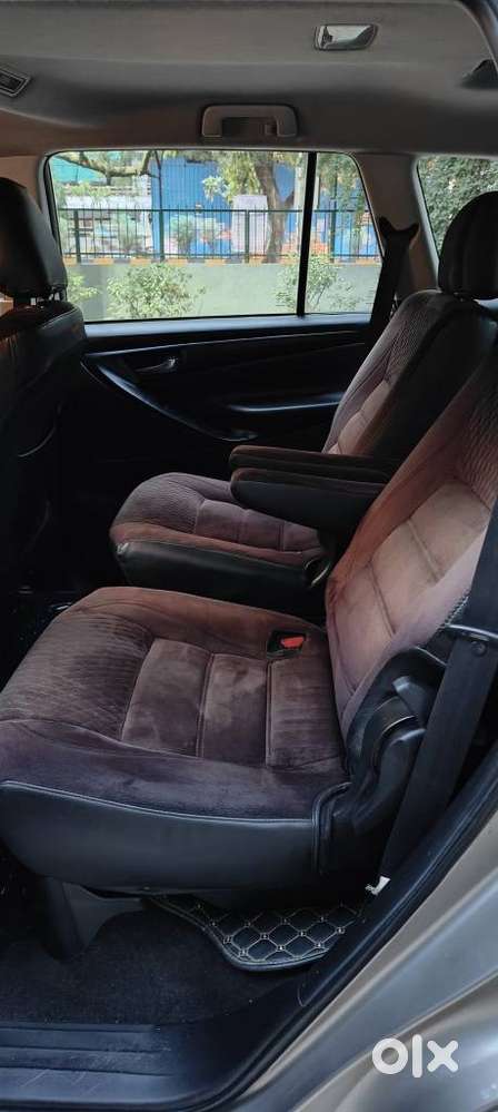 Toyota Innova Crysta 2.4 G Mt, 2019, Diesel