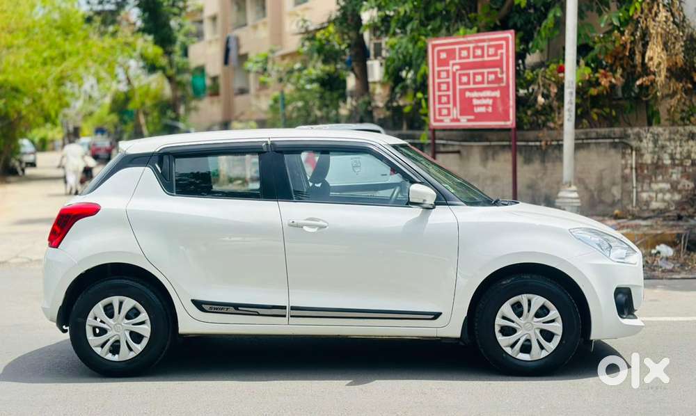 Maruti Suzuki Swift 1.2 Vxi (o), 2024, Petrol