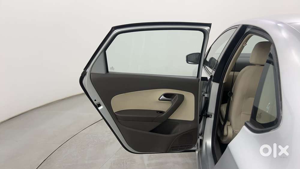 Volkswagen Vento 2010-2013 Petrol Highline, 2014, Petrol