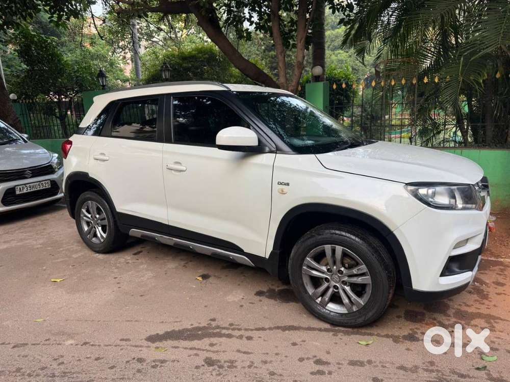 Maruti Suzuki Brezza Zdi – 2017  Excellent Condition  Fancy Number