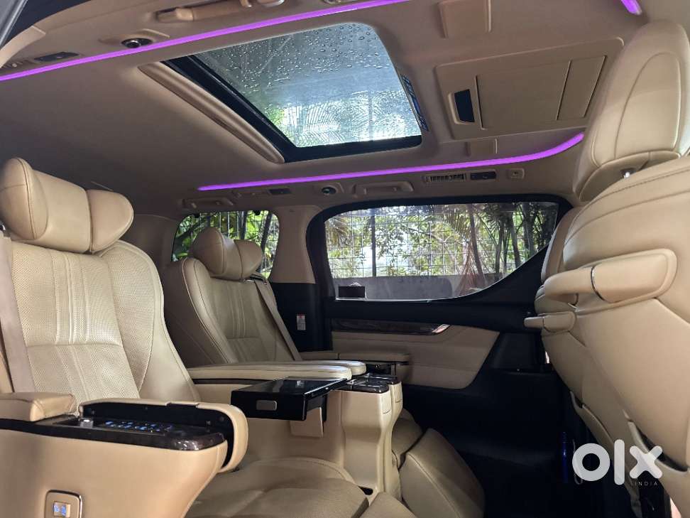 Toyota Vellfire Vip – Executive Lounge, 2020, Petrol