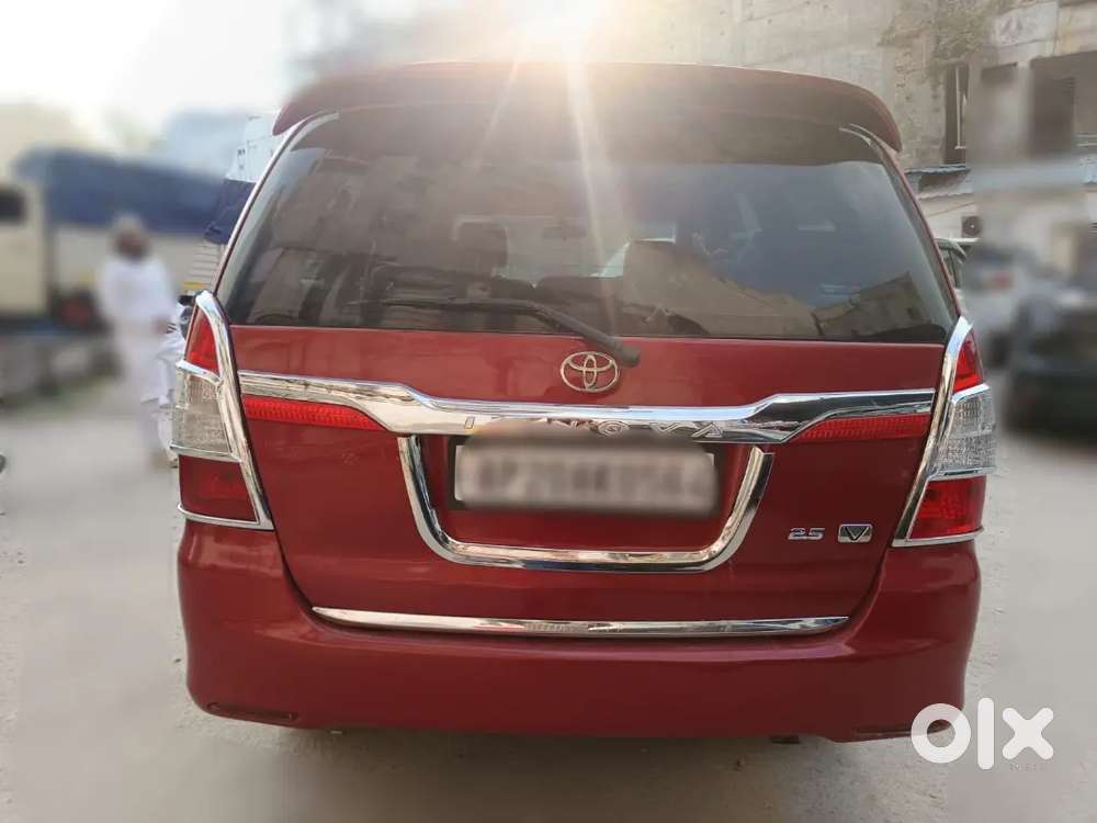 Toyota Innova 2011 Just In 5