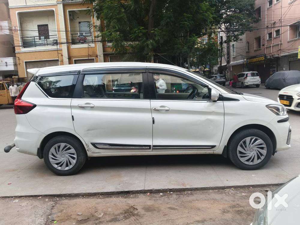 Maruti Suzuki Ertiga 1.5 Vxi, 2024, Petrol