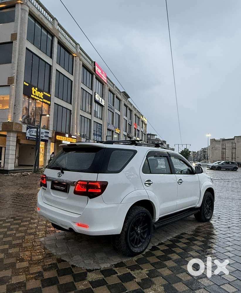 Toyota Fortuner 4x4 At, 2015, Diesel