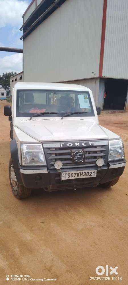 Force Motors Trax Cruiser 2023 Diesel Well Maintained