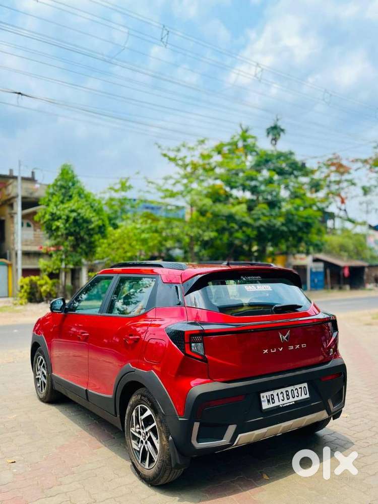 Mahindra Xuv 3xo Ax5 Pm Mt, 2024, Petrol