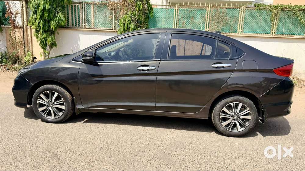 Honda City V At Exclusive, 2017, Petrol