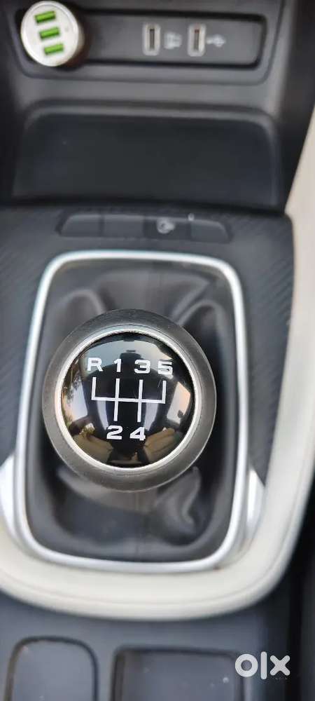 Mg Astor 2022 Petrol 62000 Km Driven
