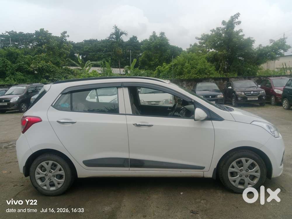 Hyundai Grand I10 Sportz 1.2 Kappa Vtvt, 2014, Petrol