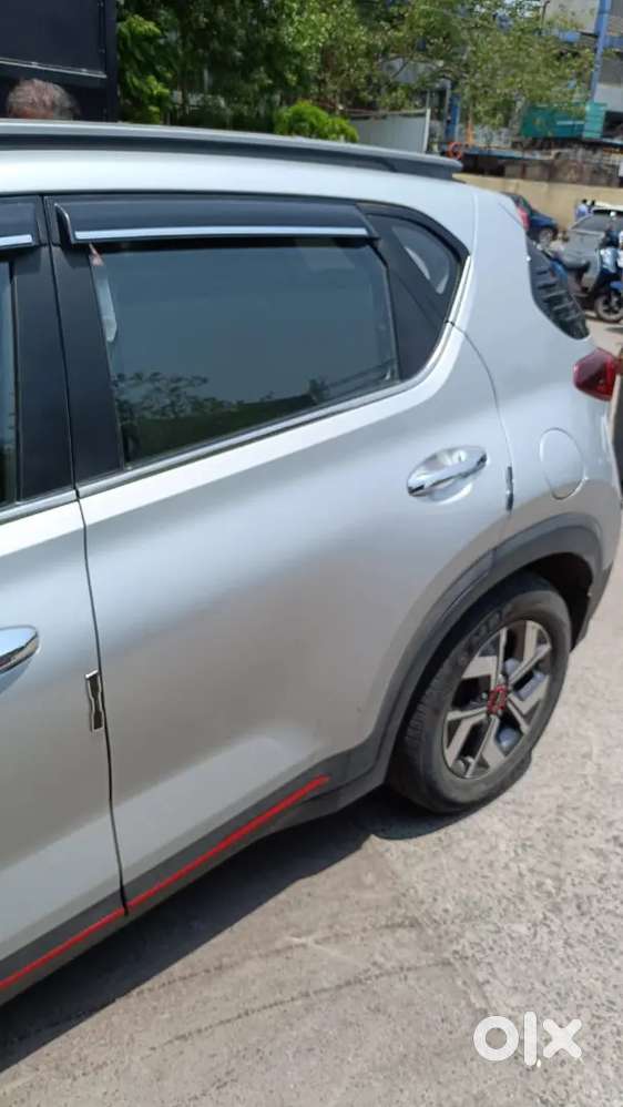 Kia Sonet August 2022 Diesel Top-end Model Gt Line Auto Transmission