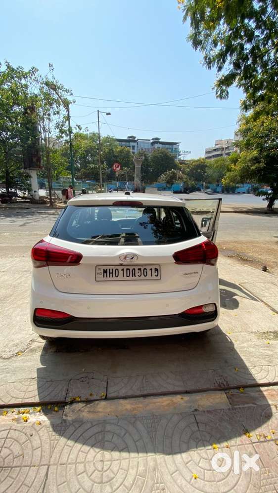 2019 Hyundai Elite Petrol Cvt White 1st Owner