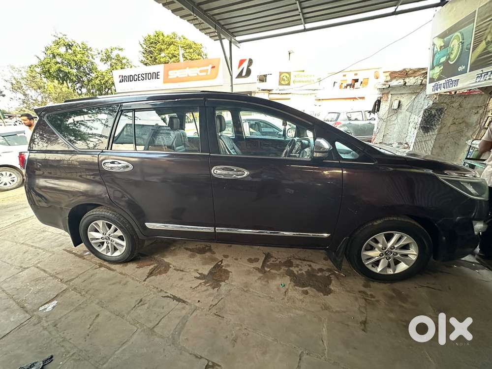 Toyota Innova Crysta 2016 Diesel Manual