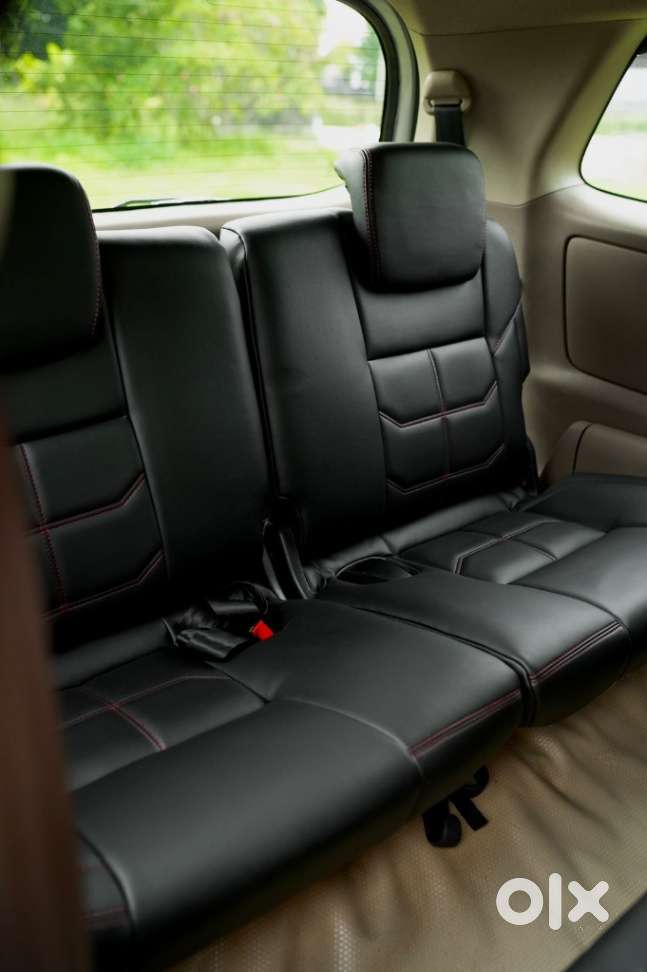 Toyota Innova 2.5 G (diesel) 8 Seater, 2015, Diesel