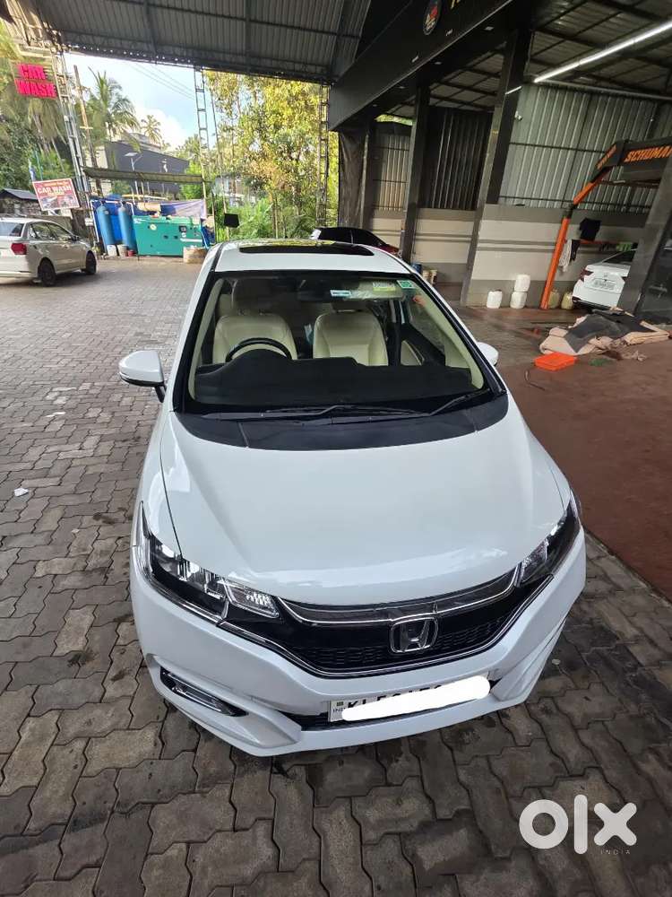 Honda Jazz 2021 Petrol 100500 Km Driven
