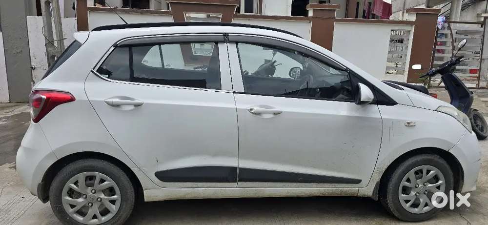 Hyundai Grand I10 2018 Petrol 72645 Km Driven