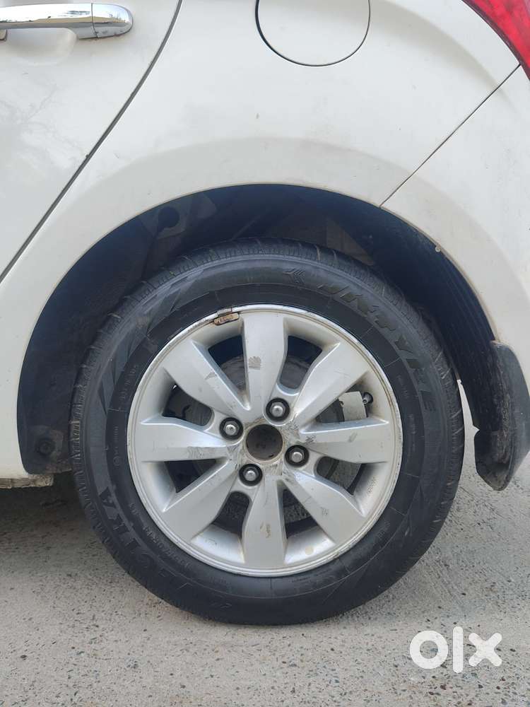 Hyundai I20 Sportz 1.2 Bs-iv, 2013, Cng & Hybrids
