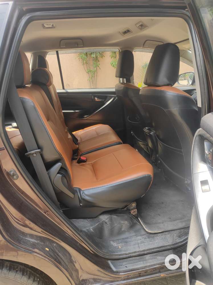 Toyota Innova Crysta G 8 Str, 2016, Diesel