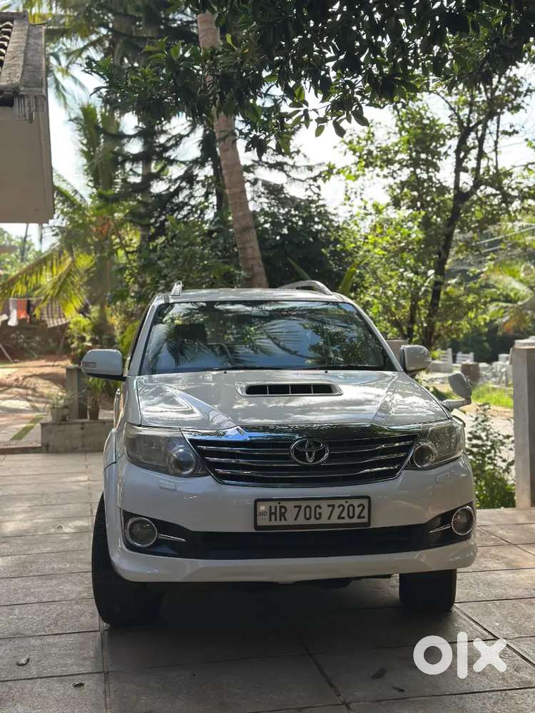 Toyota Fortuner 2015