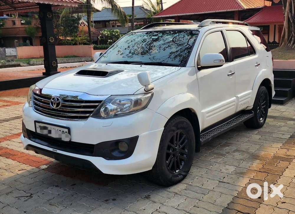 Toyota Fortuner Automatic 2013