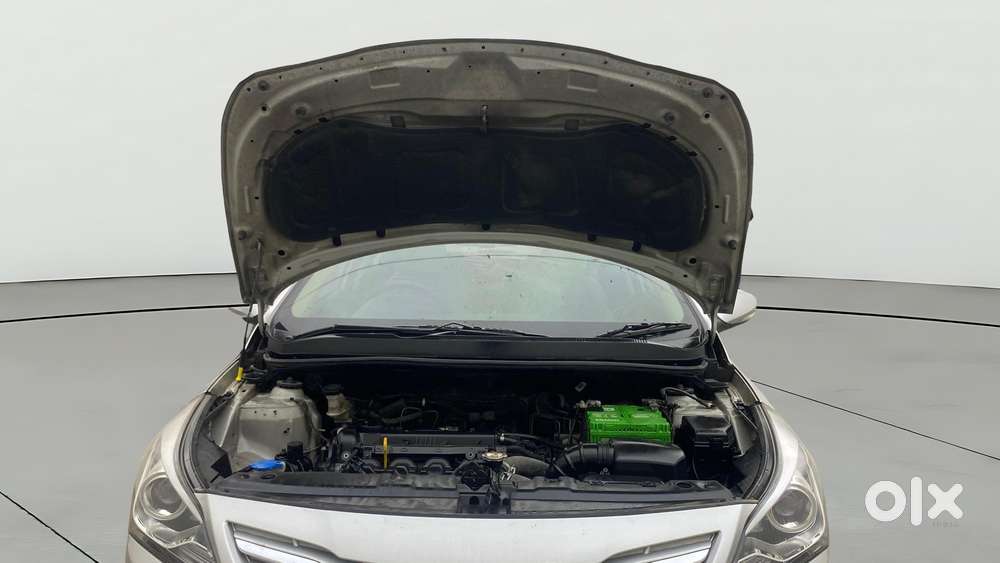Hyundai Verna 1.6 Vtvt Sx, 2016, Petrol