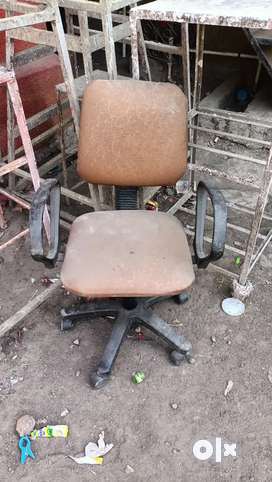 Second hand deals office chair olx