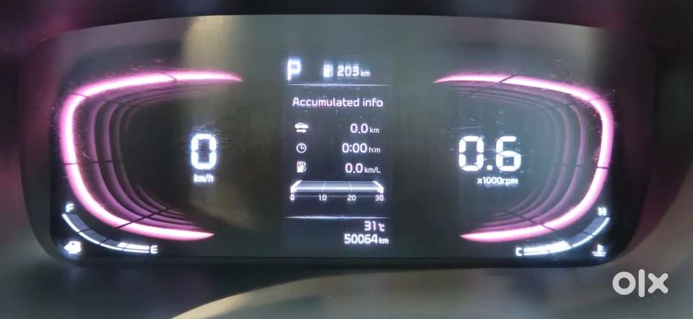 Kia Carens 1.4 Prestige Plus Turbo Dct 7 Str, 2022, Petrol