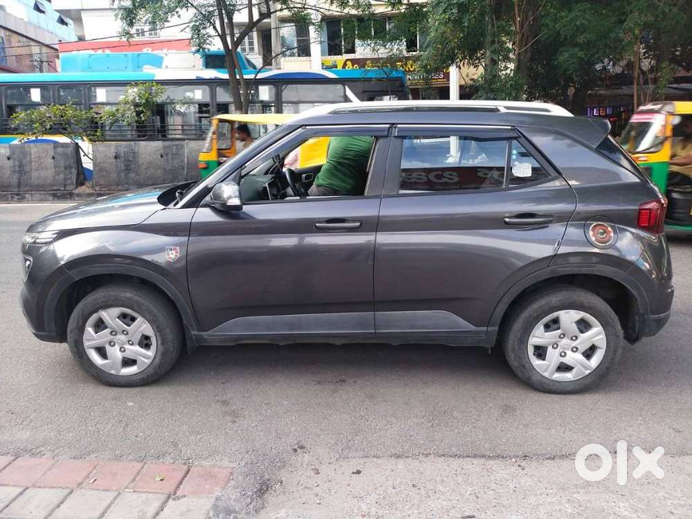 Hyundai Venue S, 2021, Petrol