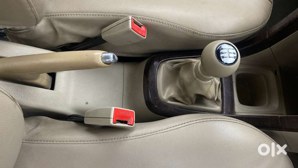 Maruti Suzuki Swift Dzire Vxi 1.2, 2013, Petrol