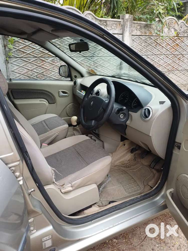 Mahindra Renault Logan Diesel 2011