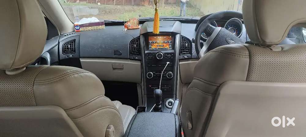 Mahindra Xuv500 2017 Diesel 35600 Km Driven