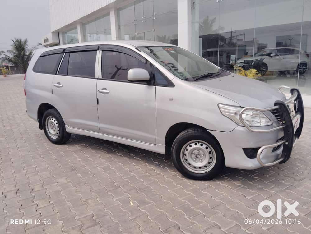 Toyota Innova 2.5 Gx 7 Str Bs-iii, 2013, Diesel